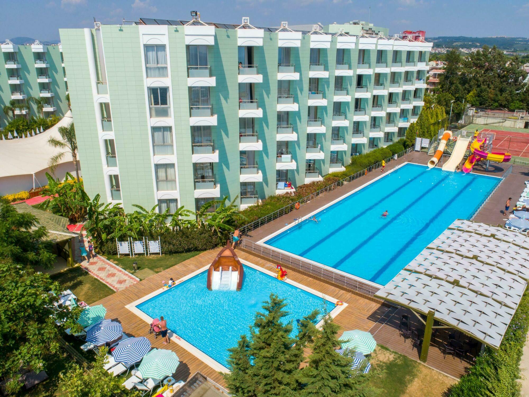 Grand Belish Hotel Guzelcamlı Εξωτερικό φωτογραφία