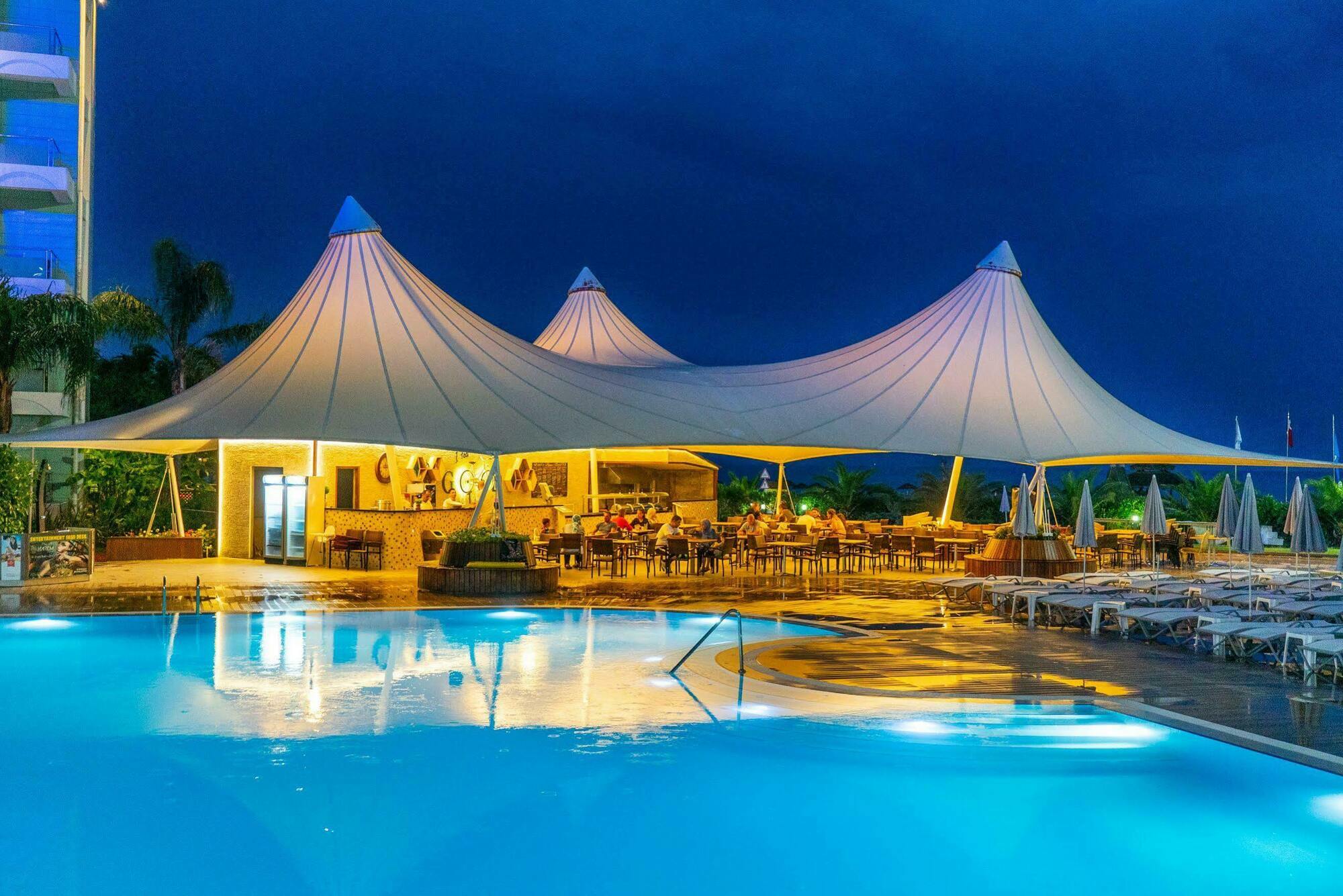 Grand Belish Hotel Guzelcamlı Εξωτερικό φωτογραφία